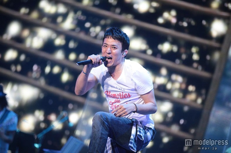 ライブパフォーマンスをしたファンキー加藤