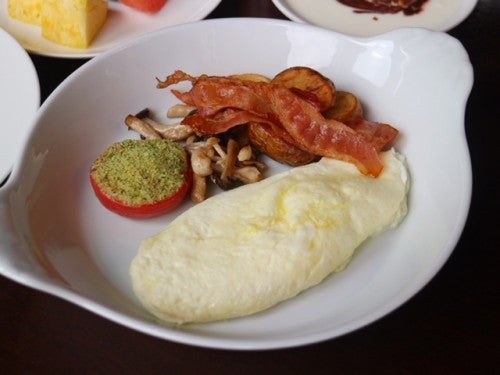 ホワイトオムレツ