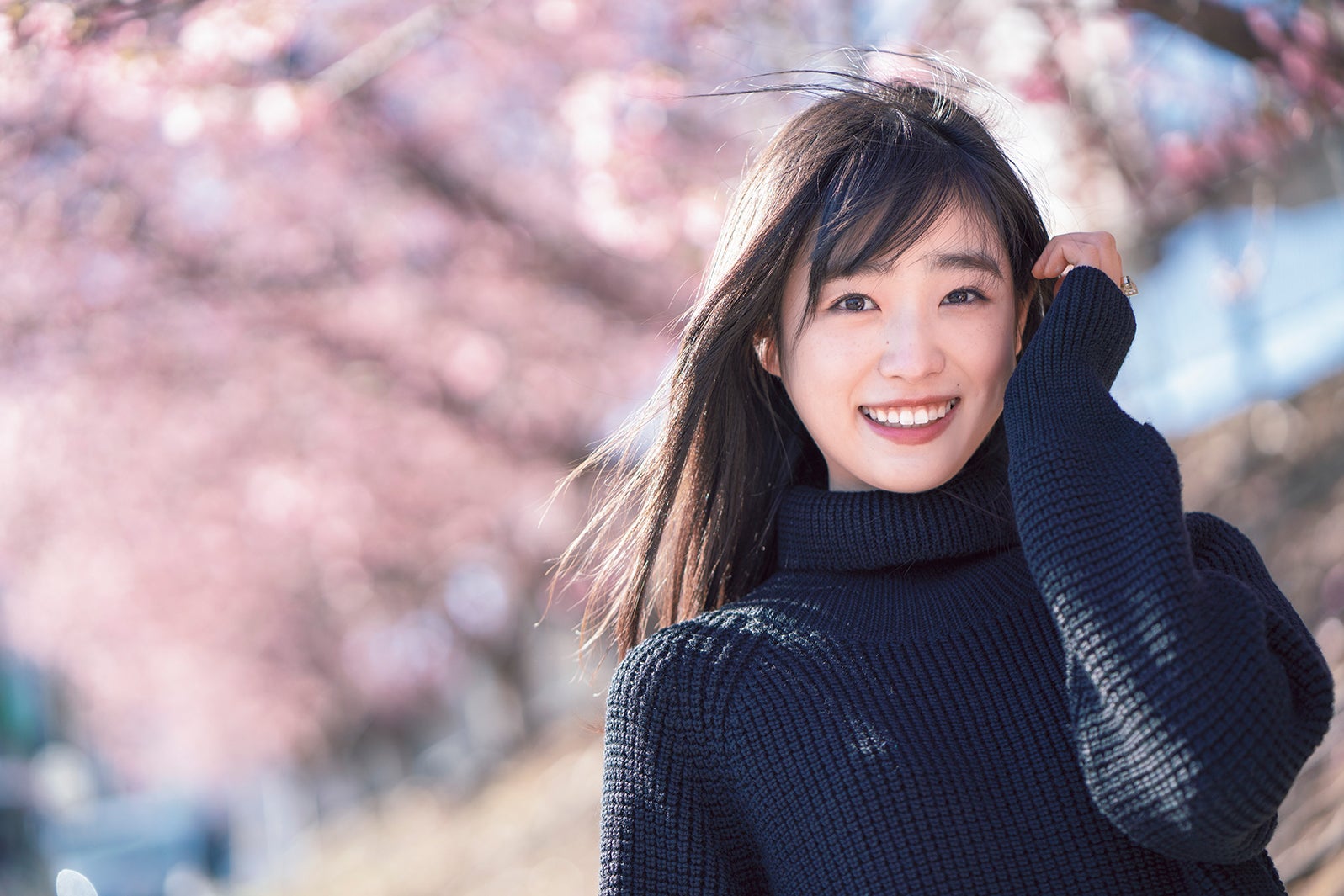 高橋ひかるが初降臨 爽やか笑顔に胸キュン