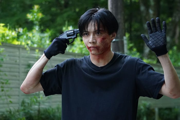 佐藤大樹「降り積もれ孤独な死よ」第7話より(C)井龍一・伊藤翔太/講談社(C)ytv