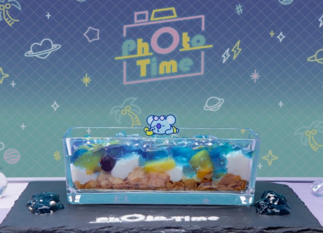 ナイトプール☆サンデー税込1,980円（C）BT21