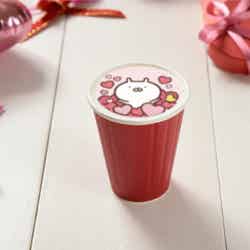 うさまる はーといっぱいラテ690円(税抜)/画像提供:株式会社レッグス