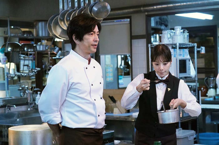 大沢たかお、桜井ユキ「ONE DAY~聖夜のから騒ぎ~」第3話より(C)フジテレビ