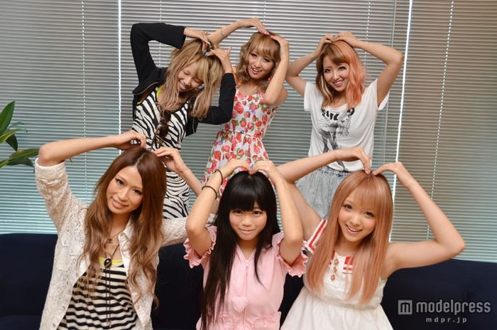 上段左から:ゆまち、みさみさ、鈴木詩織 下段左から:愛奈、たすたすりょおたす、江崎ななほ