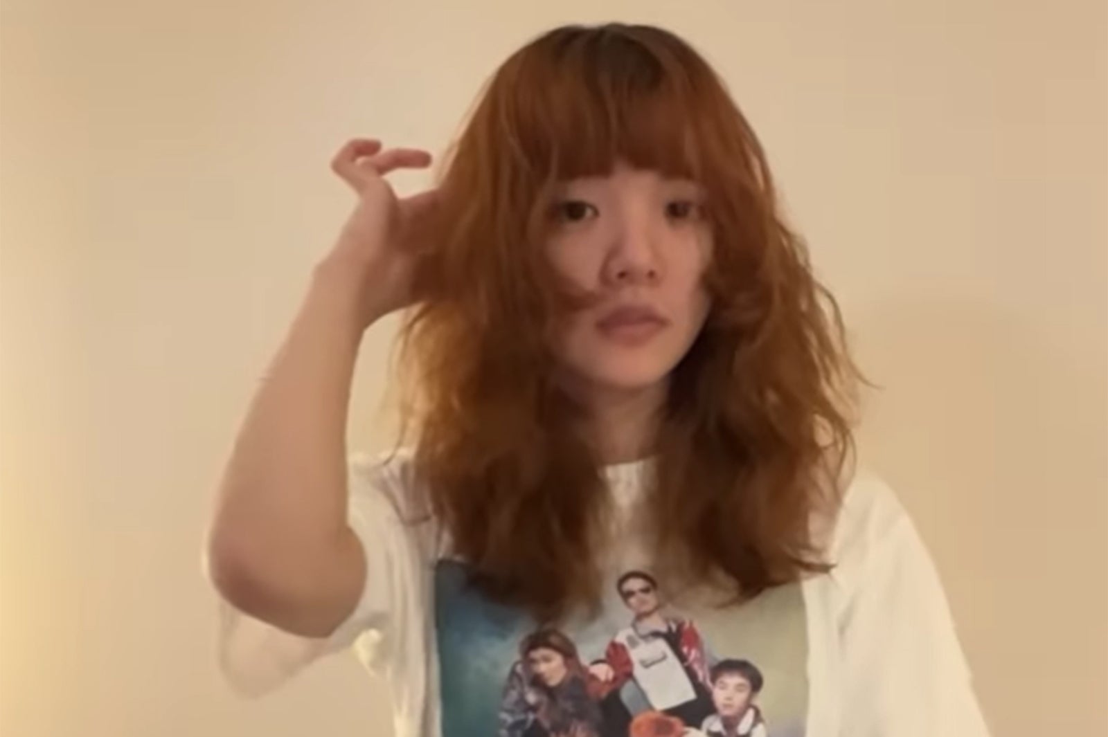 あいみょん「天パ爆発」オレンジヘアのパーマ姿公開に絶賛の声「可愛い」「憧れる」