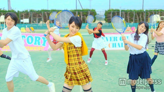 剛力彩芽/「くやしいけど大事な人」のMVより