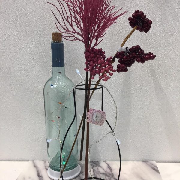 100均 部屋におしゃれな彩りを 安くて可愛いおすすめの花瓶をご紹介 モデルプレス 100均 部屋におしゃれな彩りを 安くて可愛いおすすめの花瓶をご紹介 モデルプレス