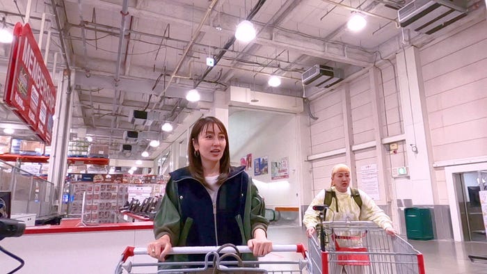 矢田亜希子、丸山桂里奈(C)日本テレビ