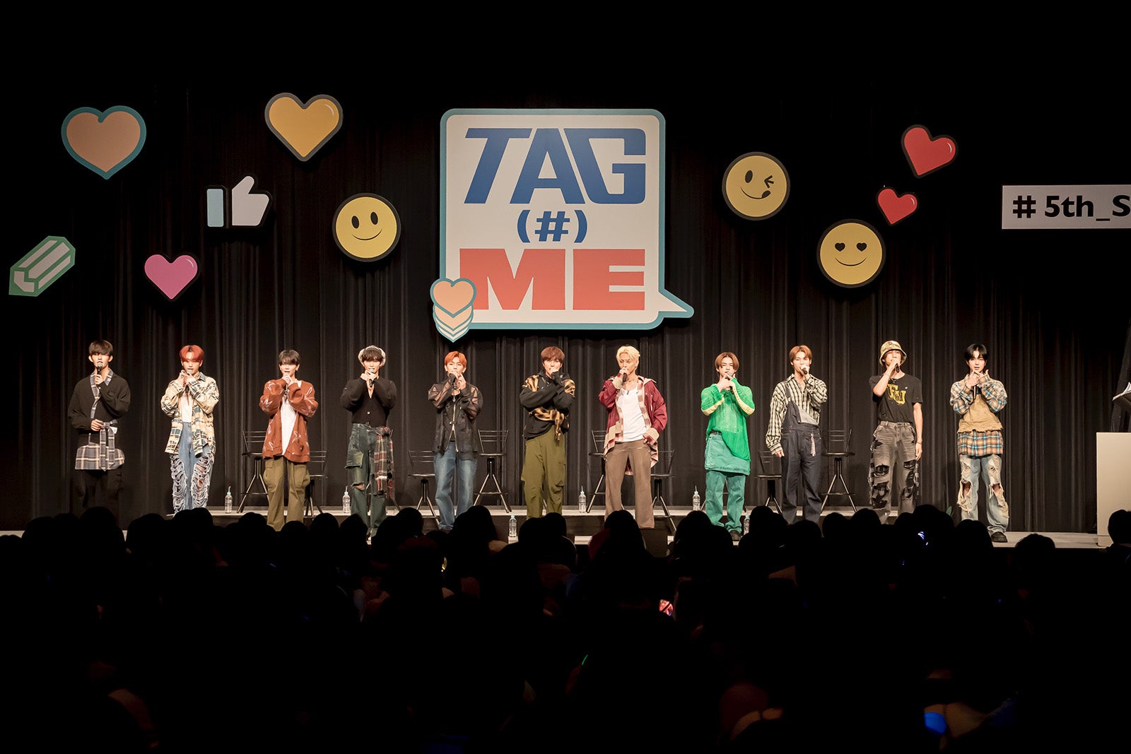 INI「『TAG ME』PREMIUM EVENT」より（C）LAPONE Entertainment