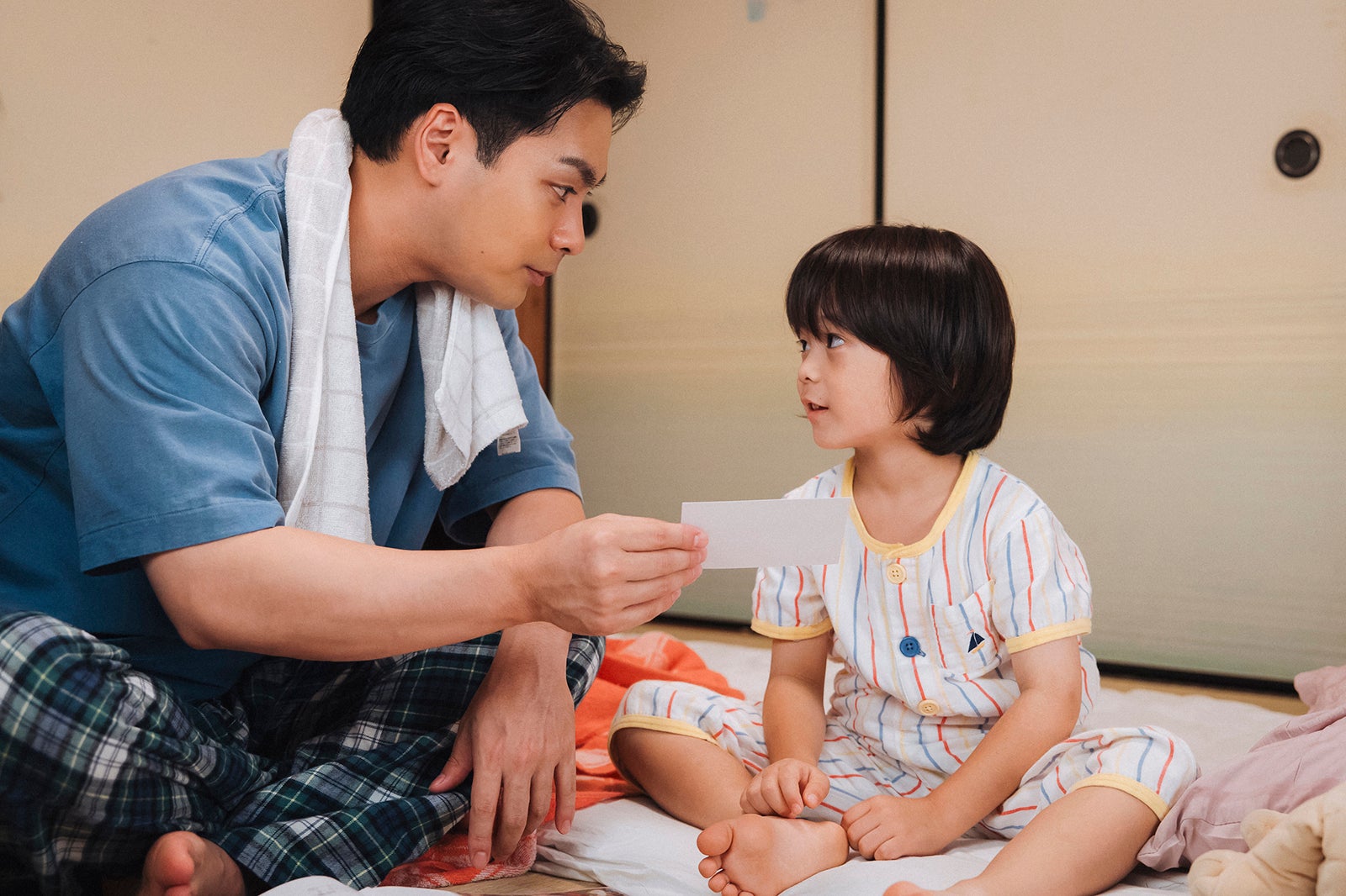 柳楽優弥、佐藤大空「ライオンの隠れ家」第5話（C）TBS