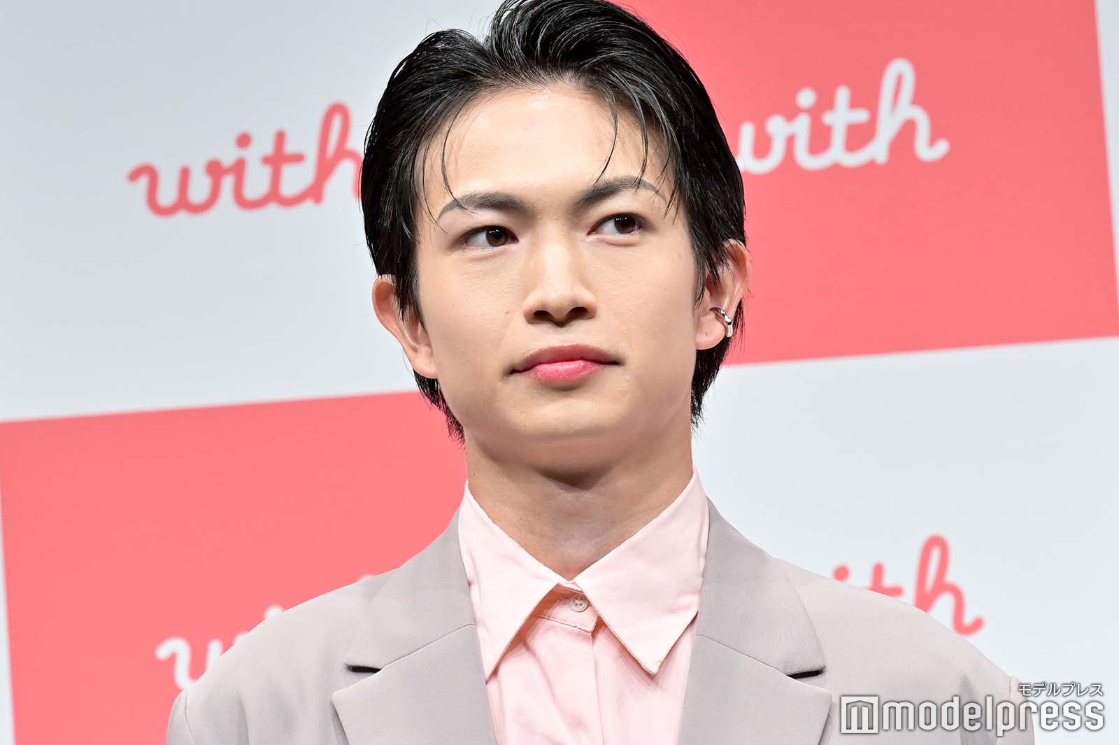 （C）モデルプレス