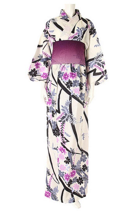 秋草紋調浴衣4点セット「fifth」8,900円(税込)/画像提供:fifth