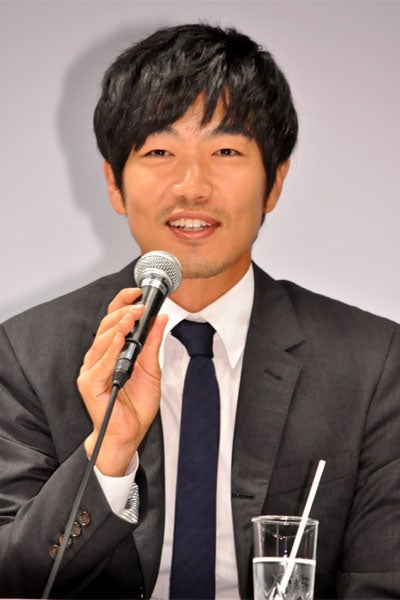 ハン・サンジュンを演じるイ・ジョンヒョク