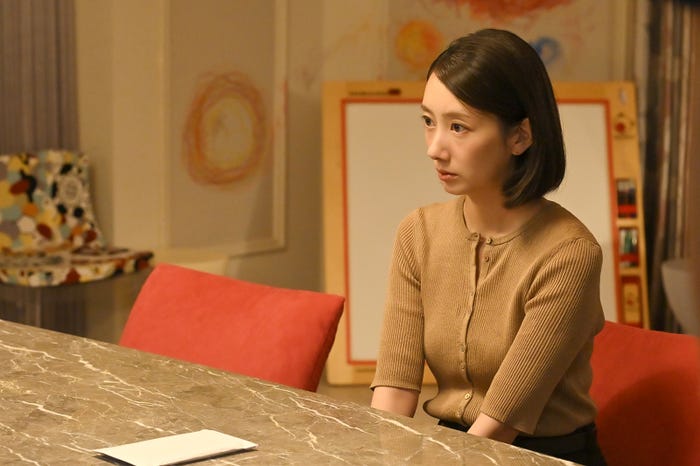 波瑠「フェイクマミー」第1話(C)TBS