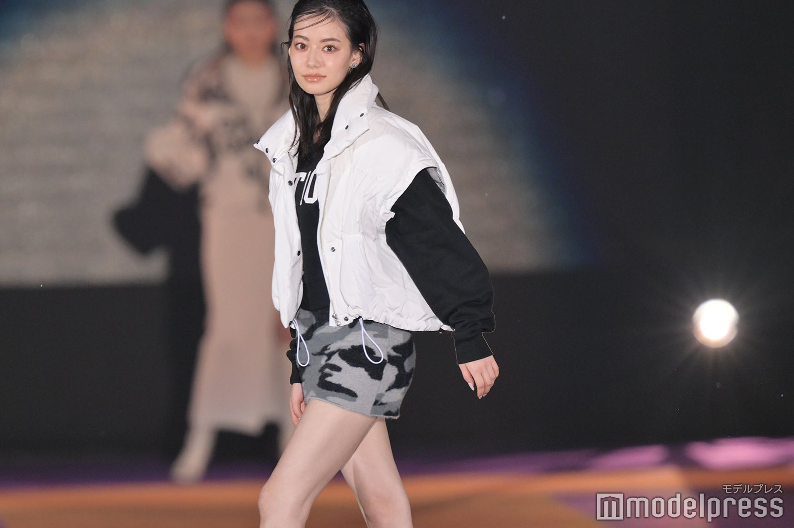 （C）モデルプレス