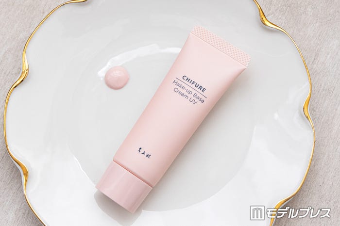 ちふれ化粧下地で 透明感 を仕込む 進化した メーキャップ ベース クリーム Uv をお試し モデルプレス ちふれ化粧下地で 透明感 を仕込む 進化した メーキャップ ベース クリーム Uv をお試し モデルプレス