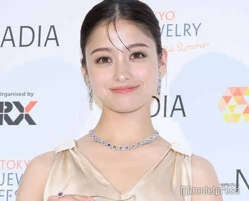 橋本環奈「王様に捧ぐ薬指」からの縁明かす「ありがたいなと思いながら」【第35回 日本ジュエリーベストドレッサー賞】