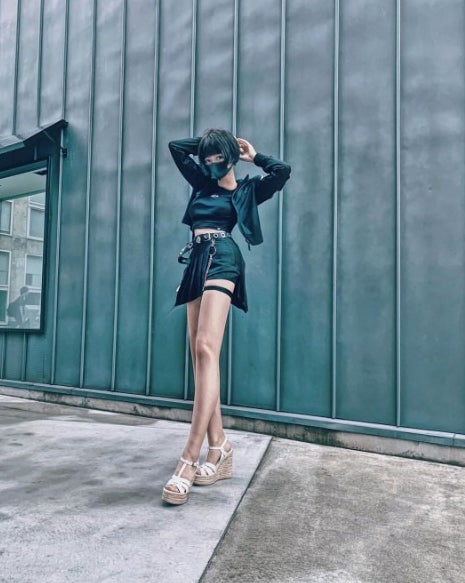 カレンドール（KAREN DOLL）さんInstagramより