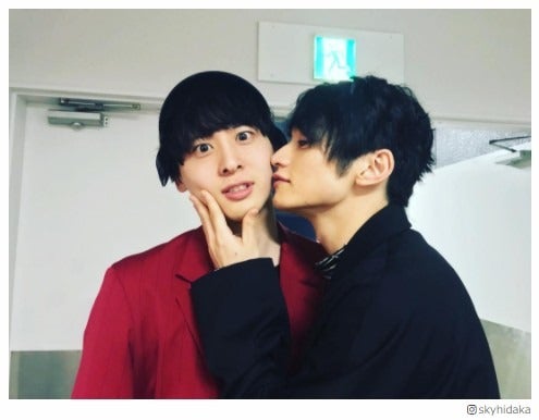 SKY-HIとDa-iCE工藤大輝の“キスショット”にファン興奮「なんだかセクシー」「最高の2人」