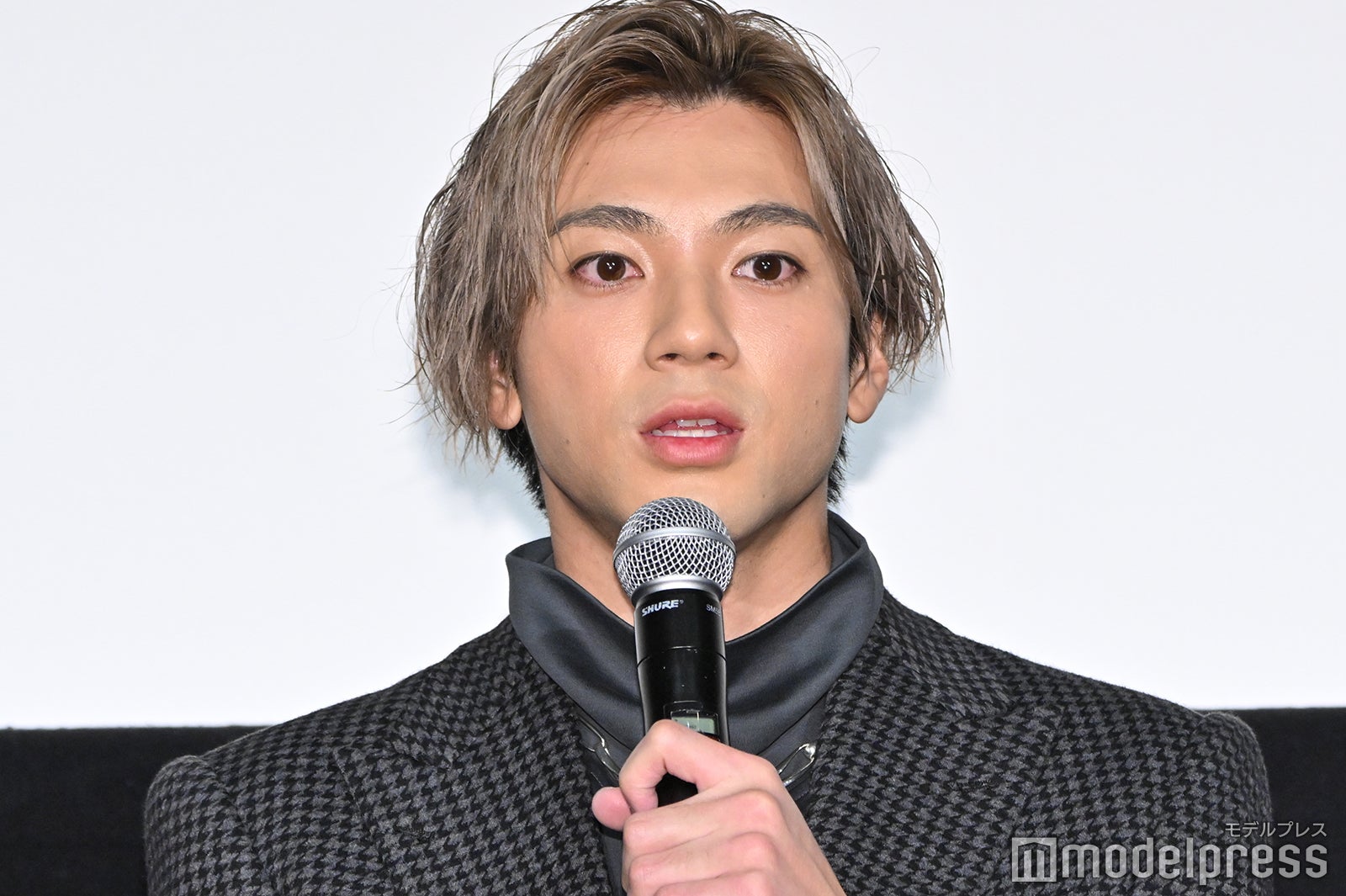 【大型配送タイプ】山田裕貴さん掲載2ページ（A3サイズ配送）#68985 山田裕貴公式インスタグラム（＠00_yuki_y）より - スポニチ