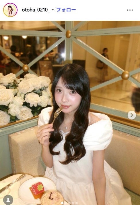 「今日好き」白石乙華、ミニワンピから美脚すらり「エレガントでお嬢様感すごい」「脚の長さにびっくり」と反響