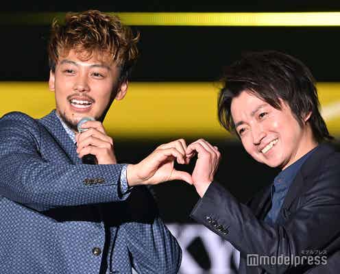 藤原竜也&竹内涼真、2ショットランウェイ ファンと公開生電話も<TGC2021 S/S>