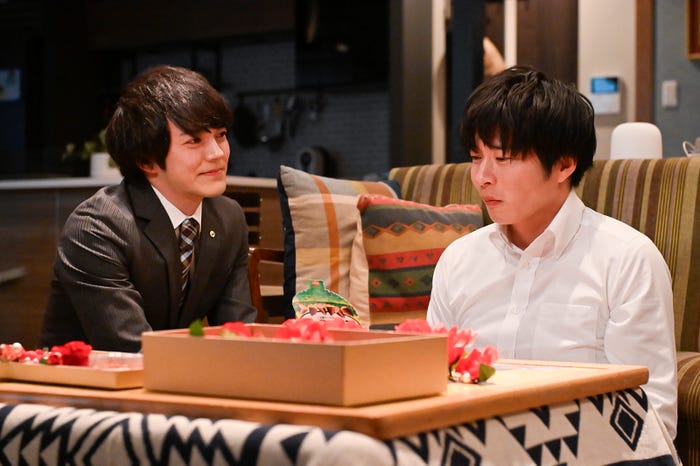 林遣都、田中圭「おっさんずラブ-リターンズ-」第6話(C)テレビ朝日