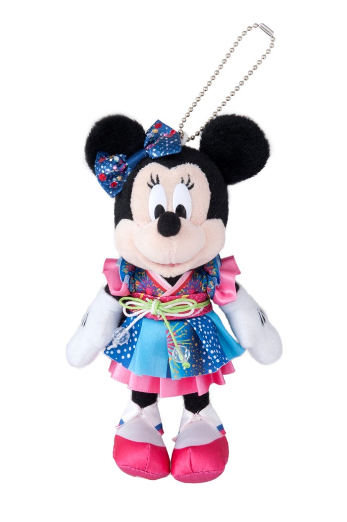 ぬいぐるみバッジ(¥1,700)(C)Disney