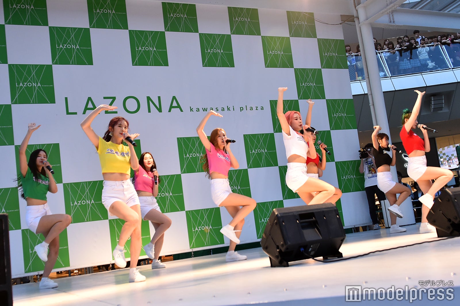 MOMOLAND（C）モデルプレス