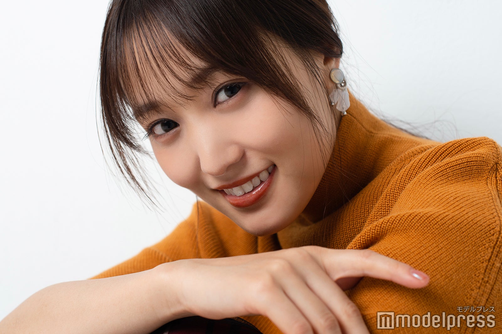 菅井友香（C）モデルプレス