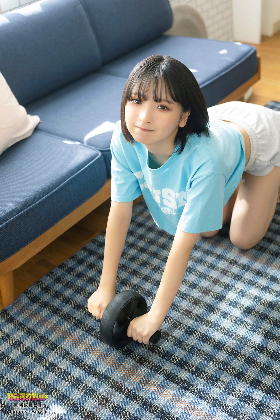 「ミスマガジン2023」一ノ瀬瑠菜、大胆ビキニ姿でフィットネス