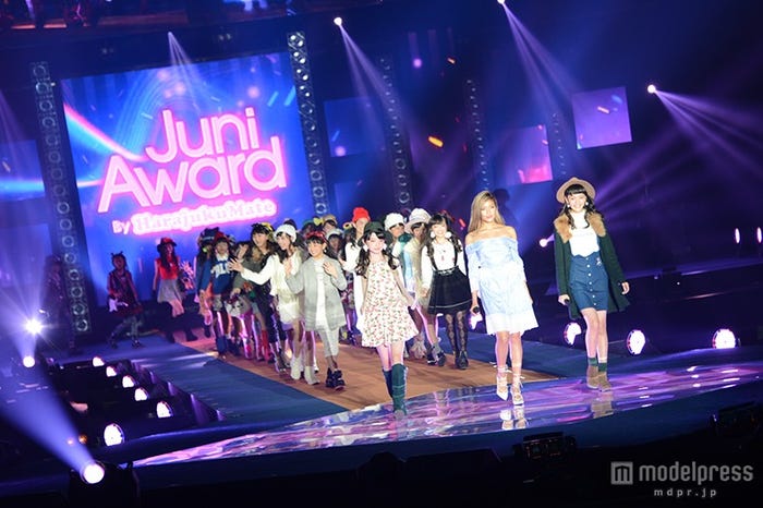 ローラとジュニアモデルたち