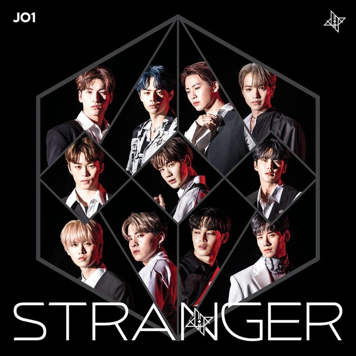 JO1の4THシングル「STRANGER」(8月18日発売)初回限定盤A(C)LAPONE ENTERTAINMENT