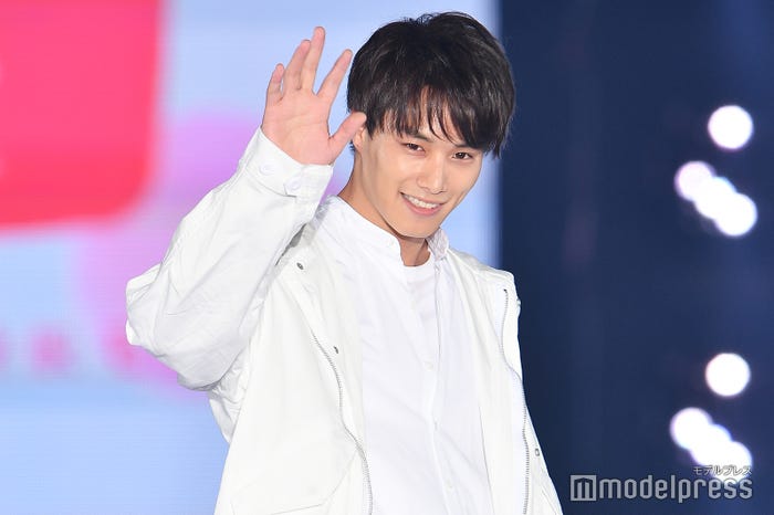 鈴木伸之(C)モデルプレス