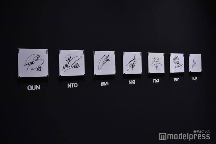 三代目 J SOUL BROTHERSの直筆サイン/三代目 J SOUL BROTHERS EXHIBITION「JSB3 CLASS」(C)モデルプレス