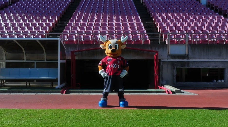 国内のプロスポーツ界初！鹿島アントラーズの公式マスコットがYouTuberに