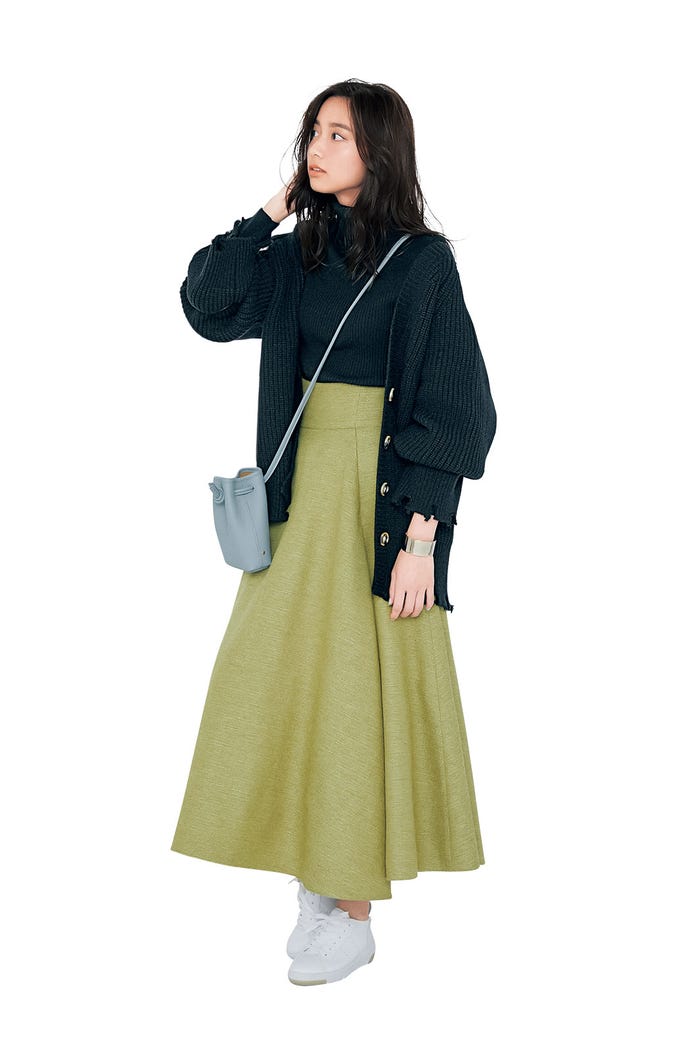 間瀬遥花「CLASSY.2022年2月号」(C)榎本洋輔