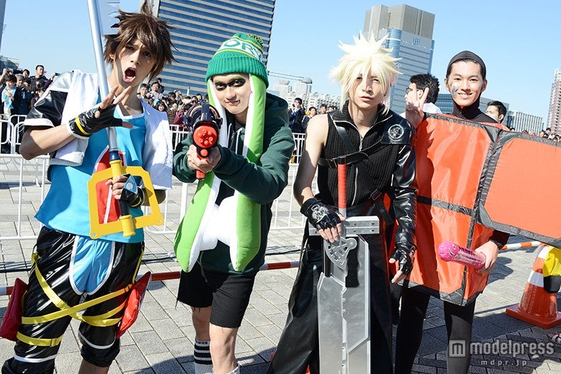 DISH//（左から：TAKUMI、To-i、RYUJI、MASAKI）