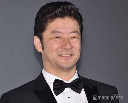 浅野忠信、息子・佐藤緋美との肩組み2ショット動画公開「親友みたいな親子」「パパの顔してる」の声