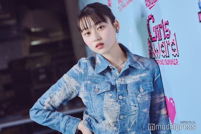 菊池日菜子(C)モデルプレス