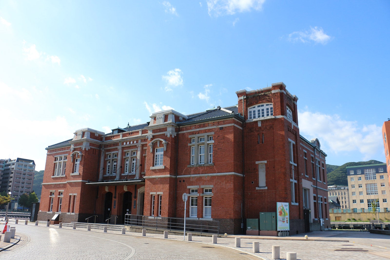 赤いレンガが目をひきます（C）モデルプレス