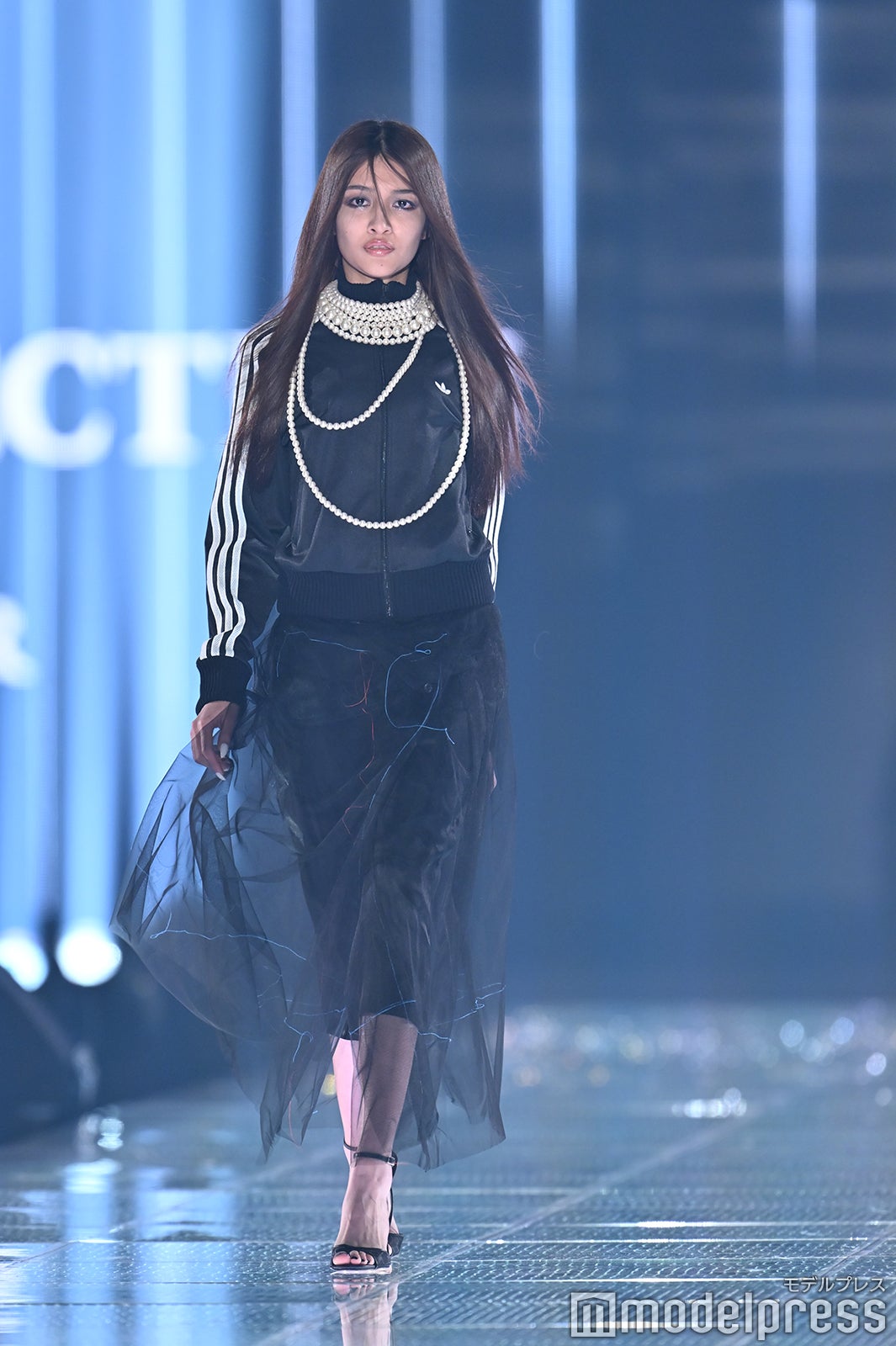 （C）モデルプレス