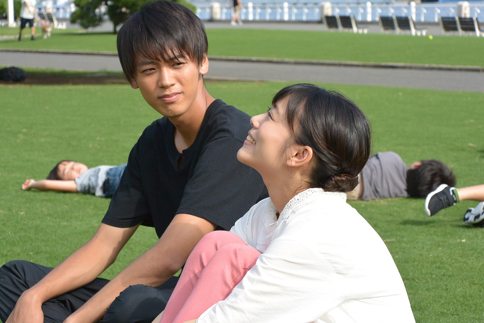 （左から）竹内涼真、高畑充希（C）日本テレビ