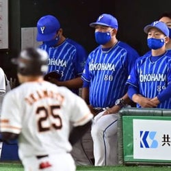 Dena伊藤光の交代をラミレス監督 めまいを感じていた 本塁クロスプレーで激突 モデルプレス