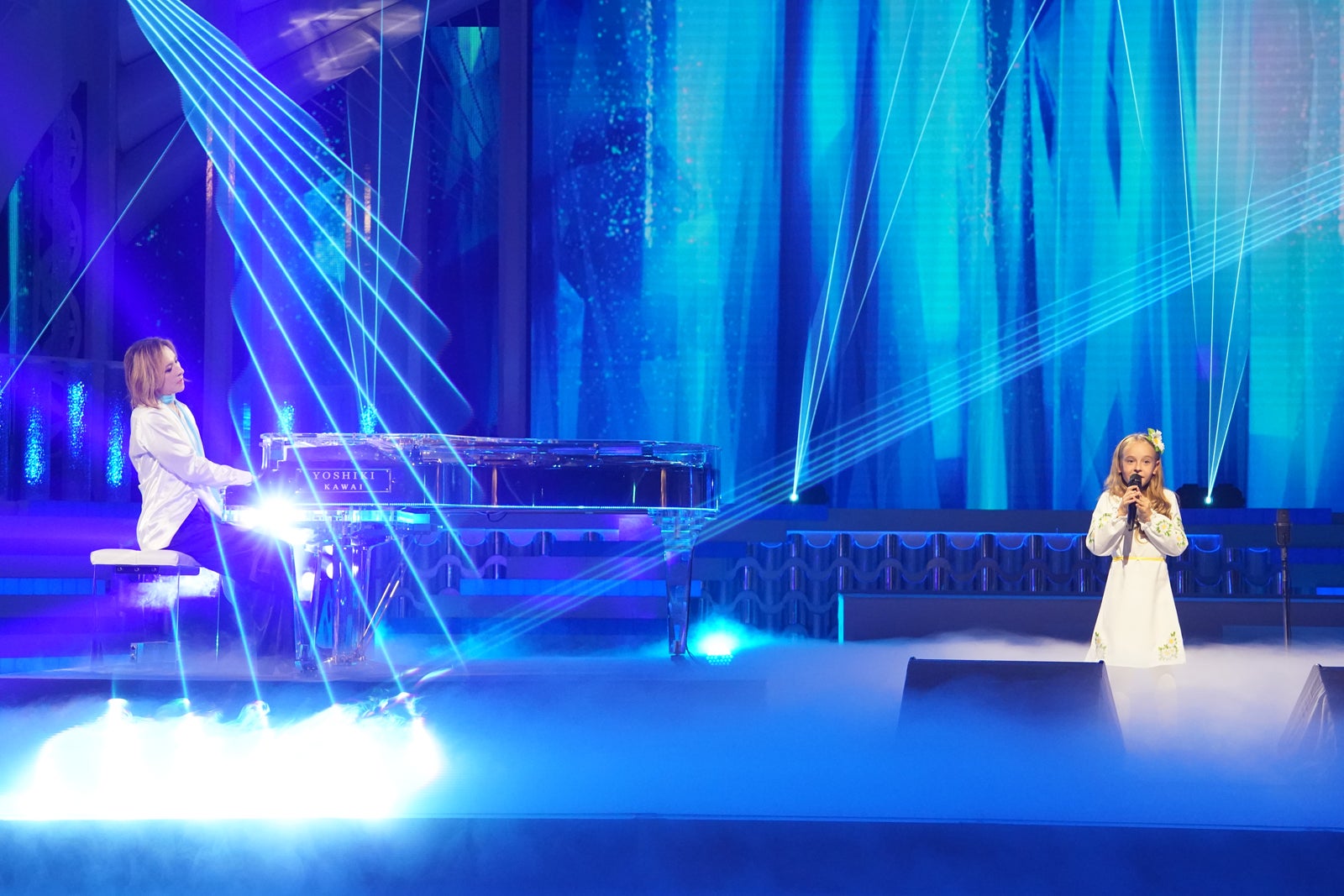 YOSHIKI、アメリア・アニソヴィチ（C）日本テレビ