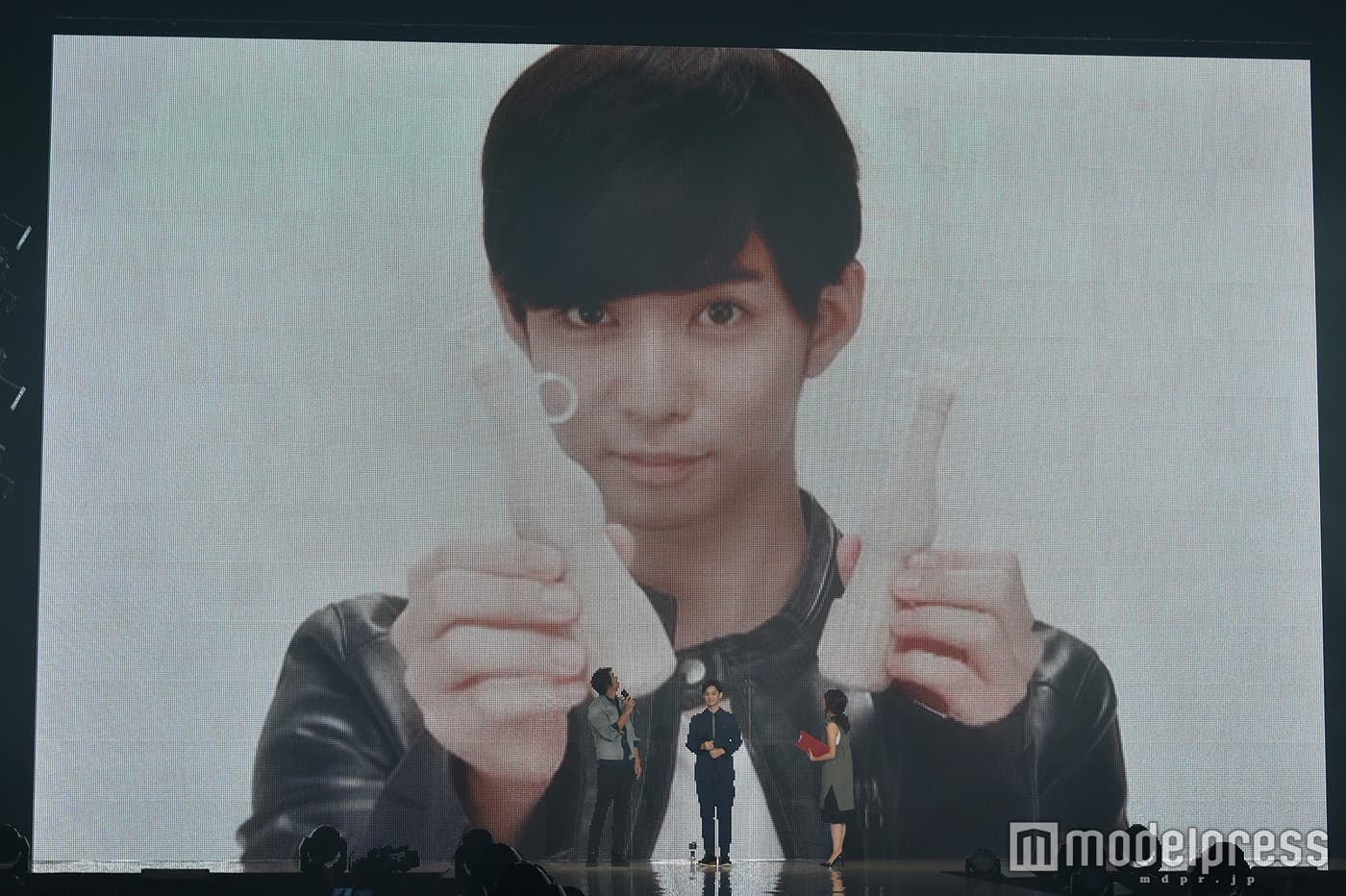 「江崎グリコ」ステージの様子(C)モデルプレス