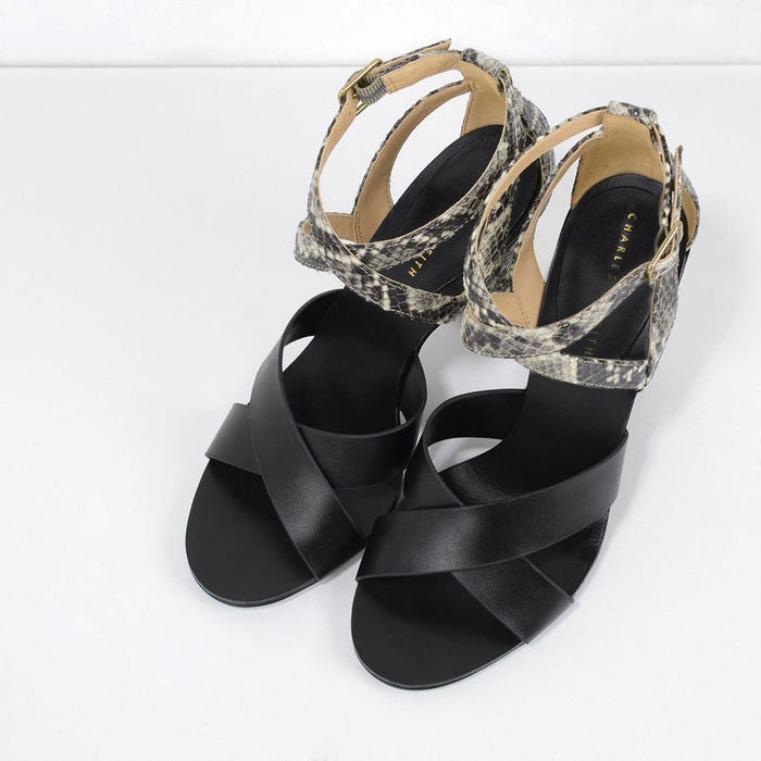 ストラップサンダル「CHARLES & KEITH」8,532円(税込)/画像提供:CHARLES & KEITH OFFICIAL ONLINE STORE