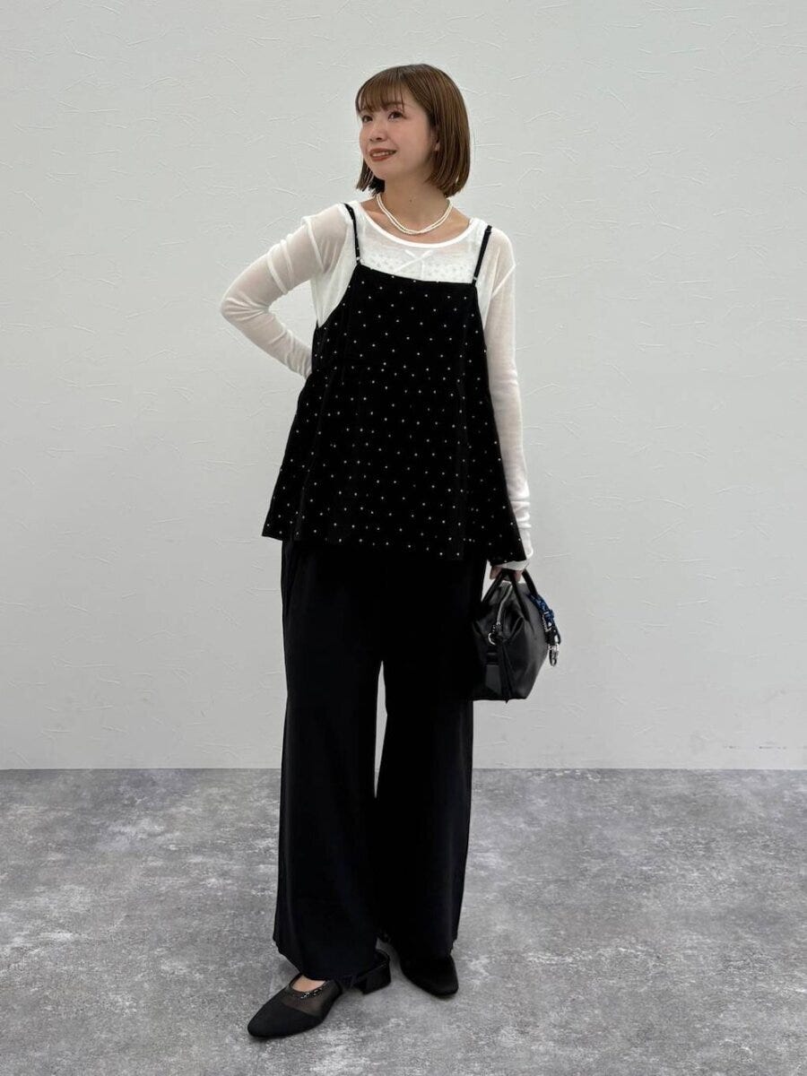 黒ワイドパンツコーデ4