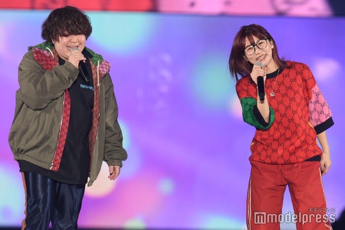 夜のひと笑い/こう、いちえ(C)モデルプレス