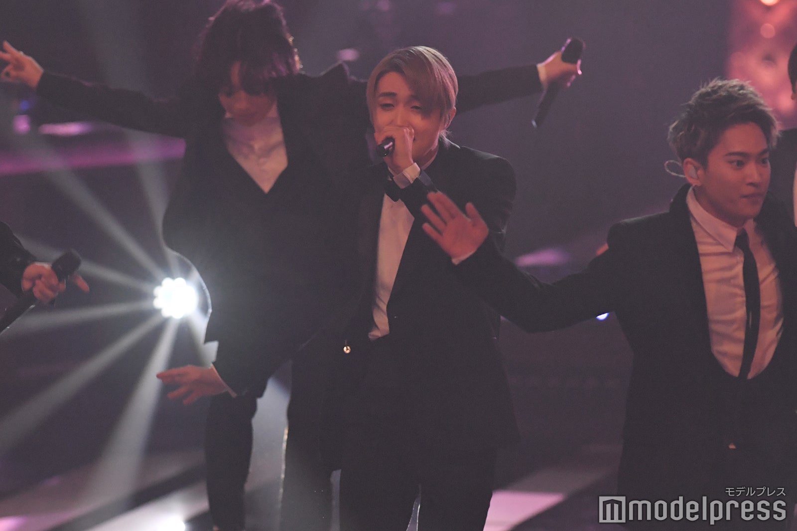 （C）モデルプレス